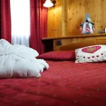 Cime Bianche 3* ブレウイル・チェルヴィナイア