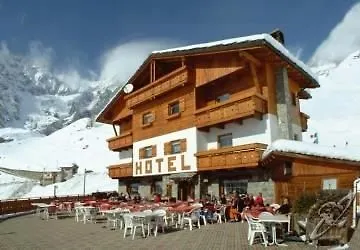 Cime Bianche 3* Breuil-Cervinia